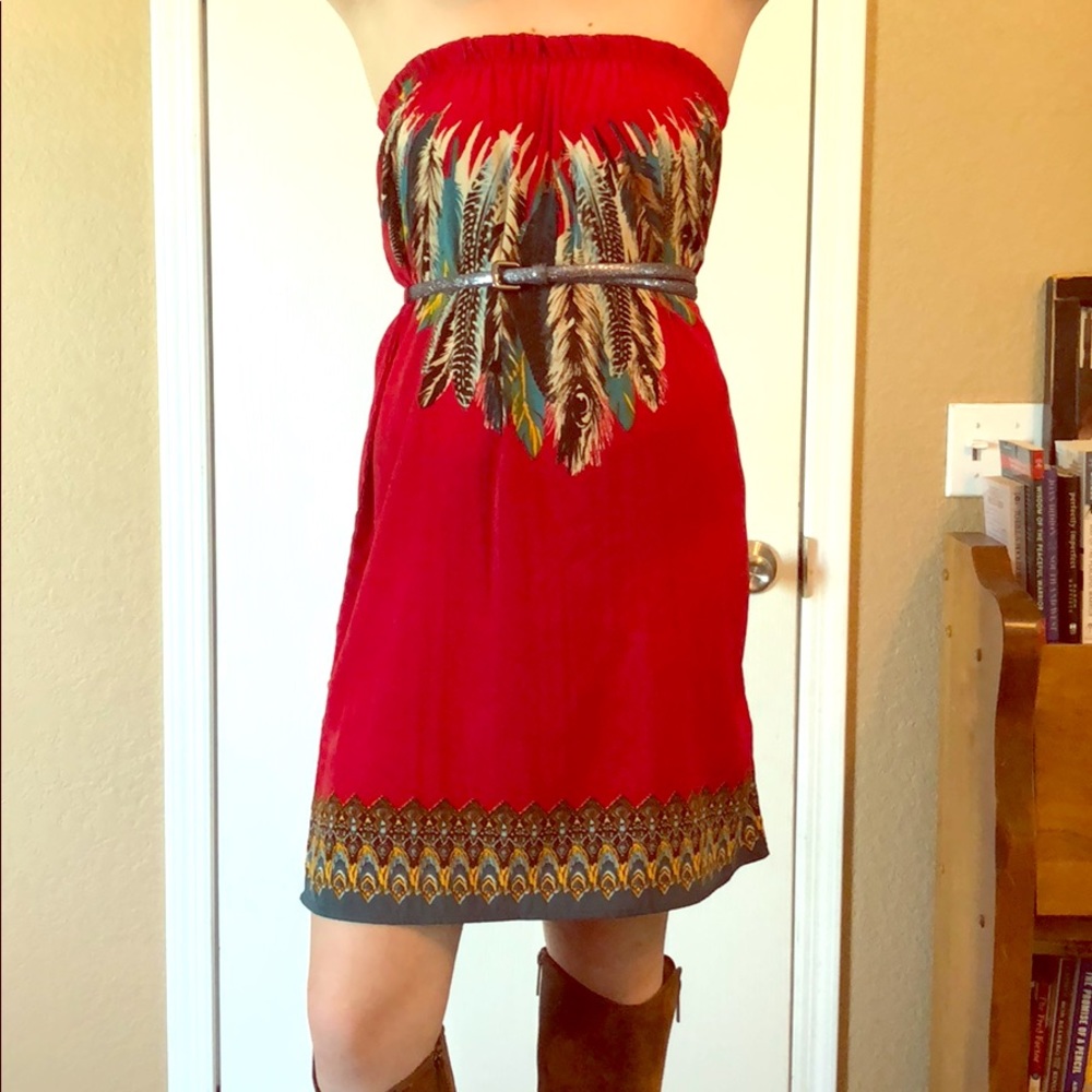 Strapless feather print dress.